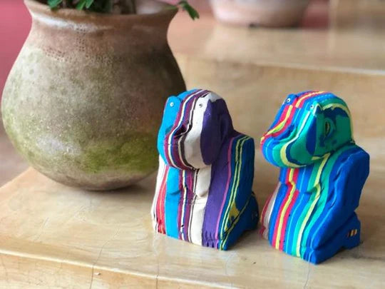 Gorilla Flip Flop Sculpture (Medium)
