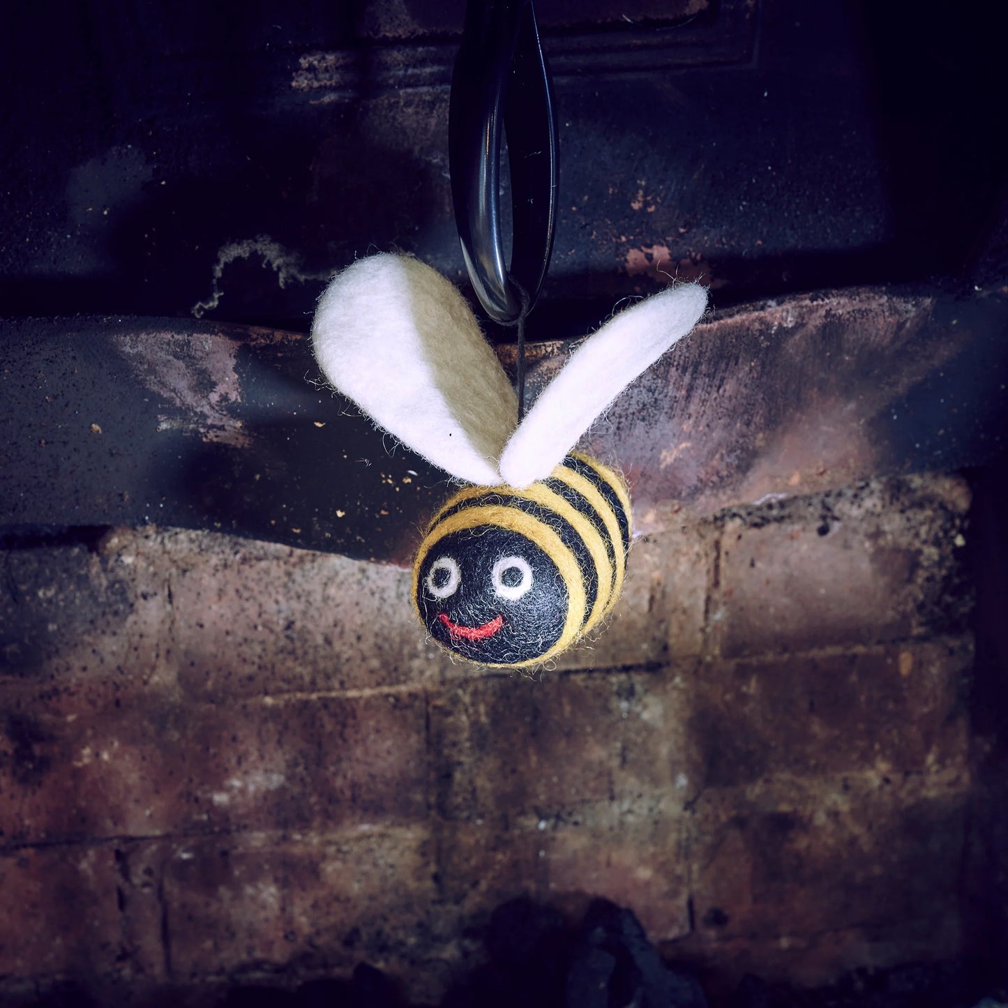 Felt So Good Bee Hanging Decoration