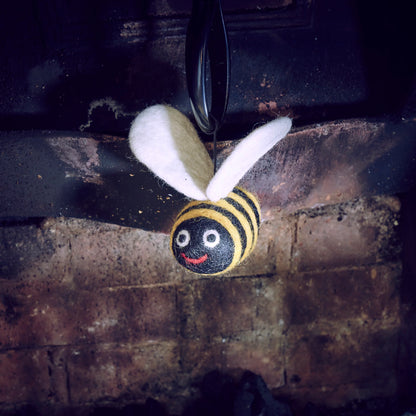 Felt So Good Bee Hanging Decoration